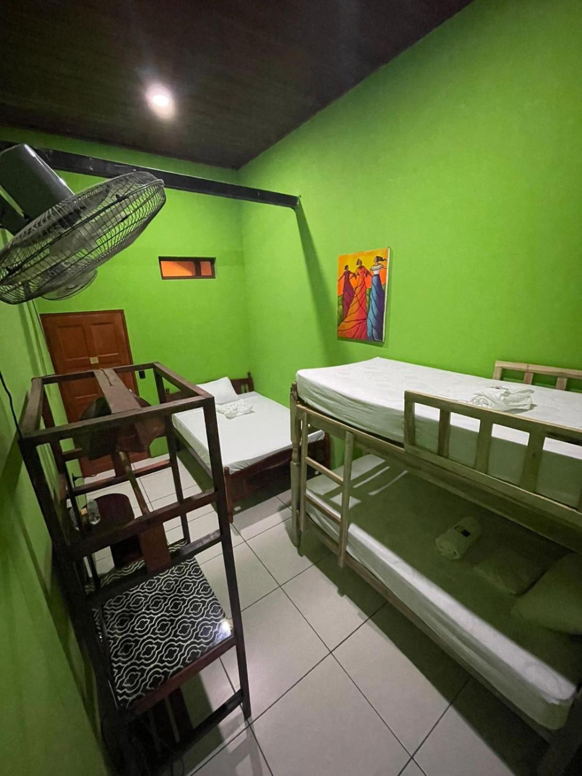 Madrono Hostel Leon Luaran gambar